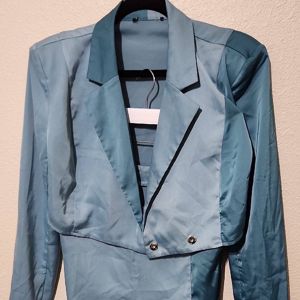 Elegant Blue Pantsuit - Picture 2 of 15